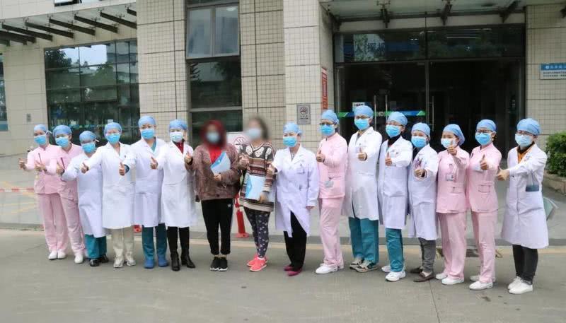 内乡城关镇中心校举行“第四届青年教师优质课大奖赛”活动‘十大外围足球平台app’(图4) 十大外围足球平台app手机版