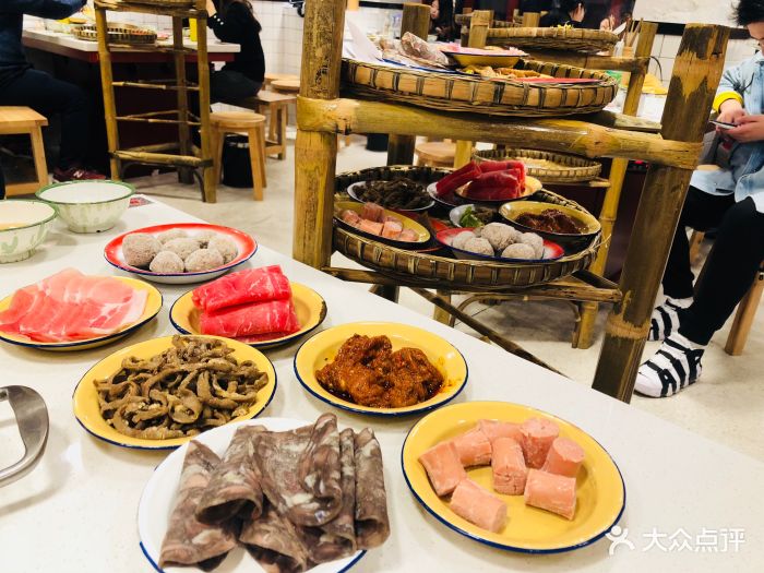 方城县杨楼镇教育总支积极开展党规党史知识竞赛-十大外围足球平台app手机版(图1) 十大外围足球平台app