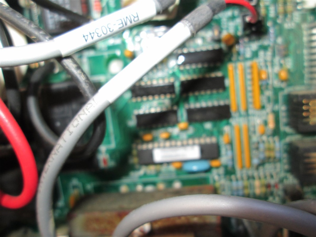 驻马店的小赵航有了钢琴老师【十大外围足球大平台】(图3) 十大外围足球平台app手机版