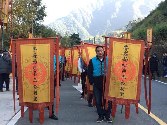 驻马店的小赵航有了钢琴老师【十大外围足球大平台】(图2) 十大外围足球平台app手机版