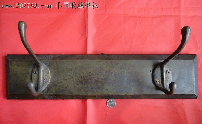 横梁存在感太强让客厅变压抑 用这几个方法巧妙解决【十大外围足球大平台】(图3) 十大外围足球平台app手机版