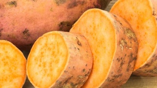 十大外围足球平台app手机版_不需大动干戈,一块地毯就能改变空间氛围(图1) 十大外围足球大平台