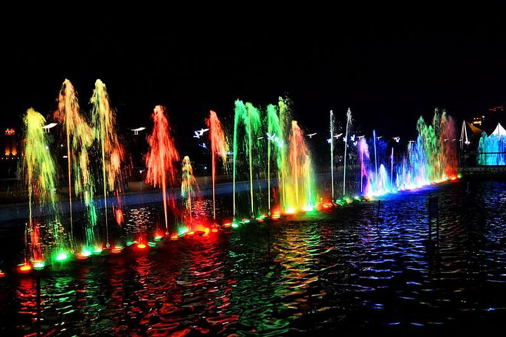 十大外围足球平台app_方城县广阳镇举行先进典型事迹巡回报告会(图4) 十大外围足球大平台