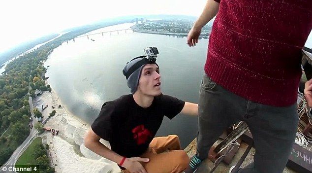 十大外围足球平台app手机版|大门门槛石有哪些风水禁忌?这些一定要记下(图1) 十大外围足球大平台